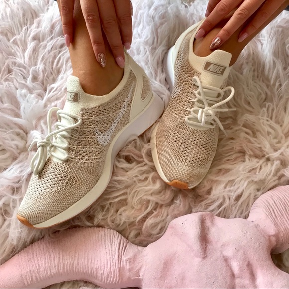 NWT Nike Air Zoom Mariah Flyknit - Picture 2 of 8